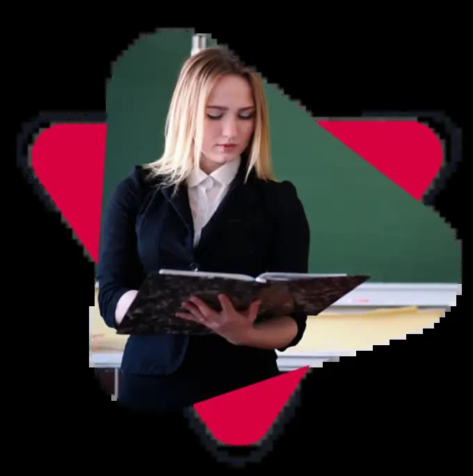 a student of school administration and management couse read a presentation front of classroom